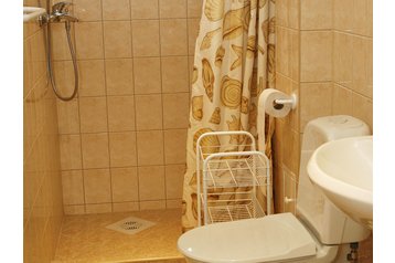 Estland Privát Kuressaare, Exterieur